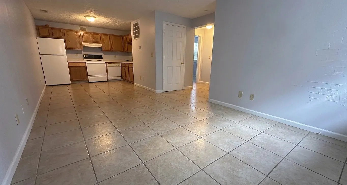 2 bed, 1000 sqft, $850 — Photo 1