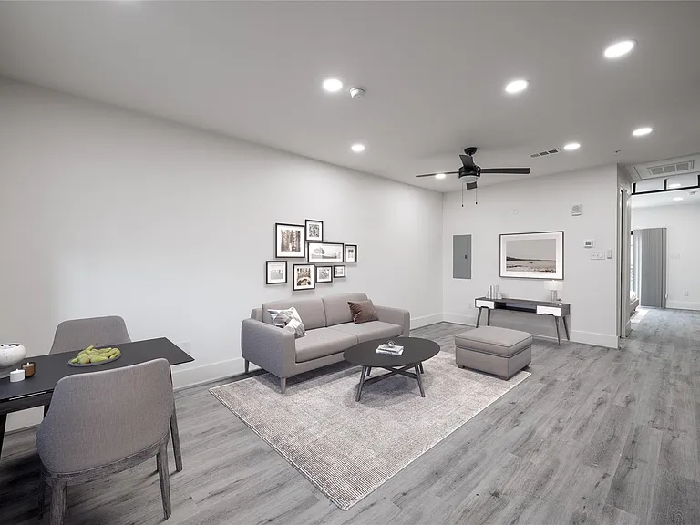 1846 Richmond Ave #9 — Photo 3