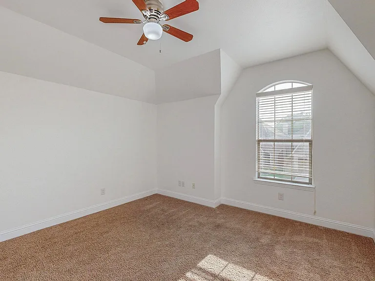 712 Davinci Ct — Photo 20