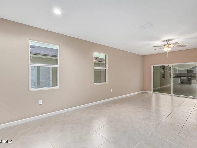 24179 W Ripple Rd — Photo 5
