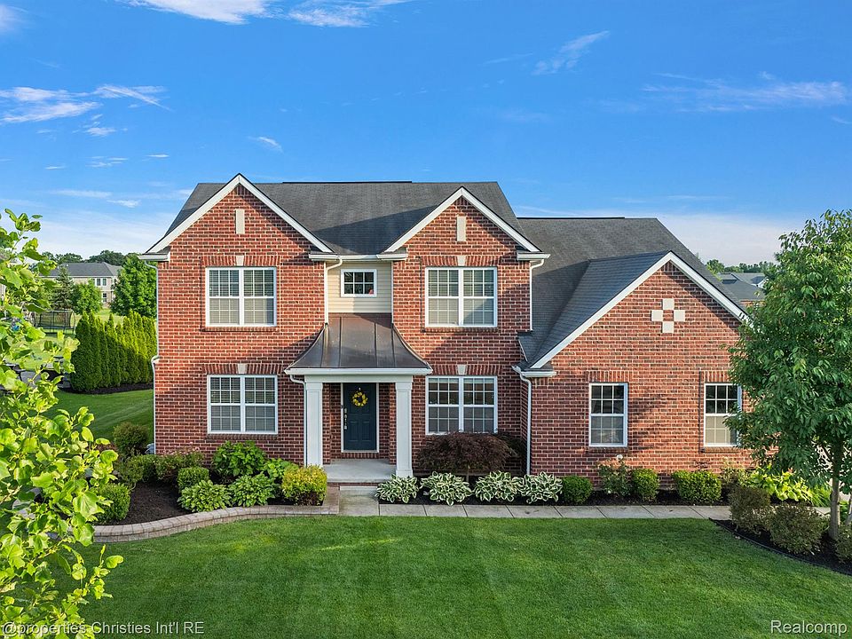 1st image of 61171 Saddlecreek Dr