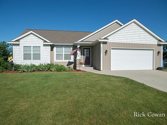 2nd image of 3435 Lindsey Ln