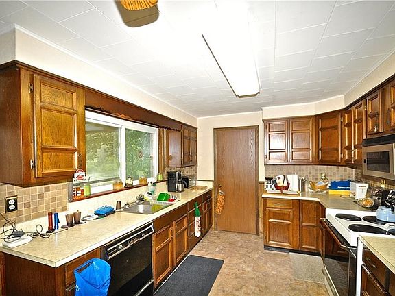 5th image of 1141 N Middle Dr