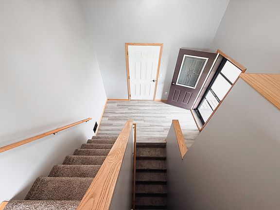 5th image of 2550 Frank Ave SE