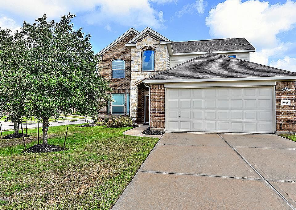 1st image of 19826 Amber Village Ln