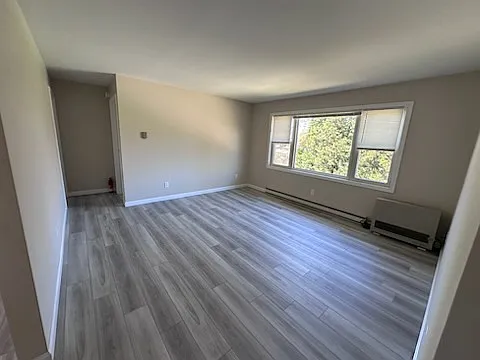 2 bed, 750 sqft, $1,800 — Photo 3