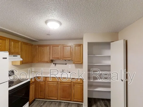 2909-4 Sage St, Colorado Springs, CO 80907