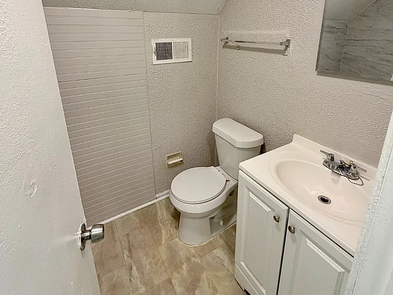 1111 Canary Ln — Photo 16