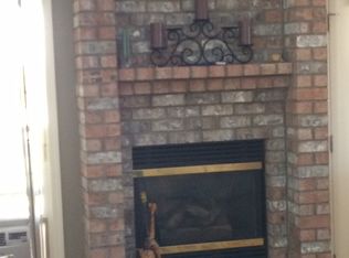 290 NW 1st St, Dundee, OR 97115