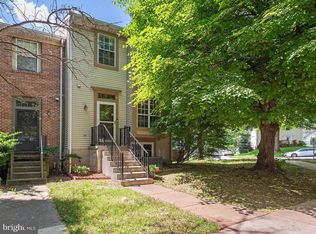 1 Black Cherry Ct, Reisterstown, MD 21136