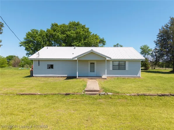 469517 E 1060th Rd, Muldrow, OK 74948