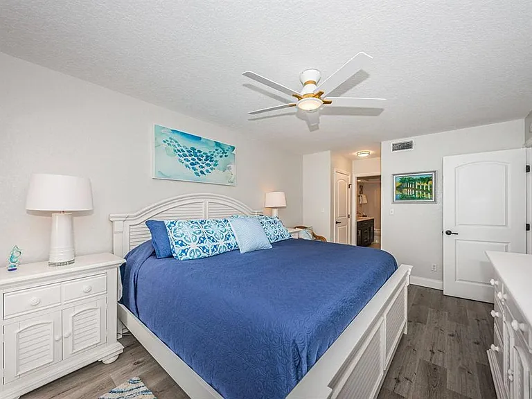 6105 Bahia Del Mar Cir #287 — Photo 16