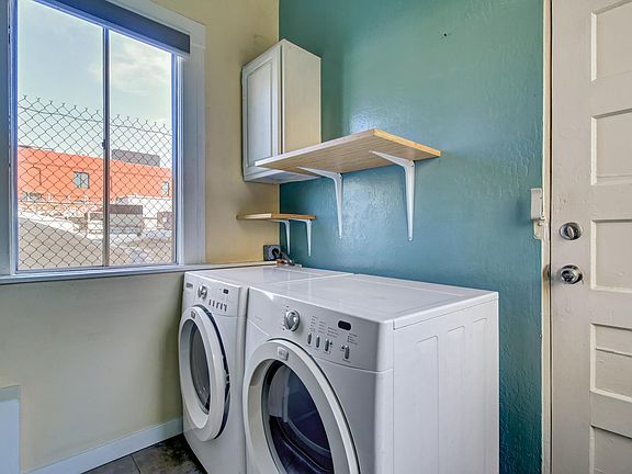 5th image of 89 Stillman St