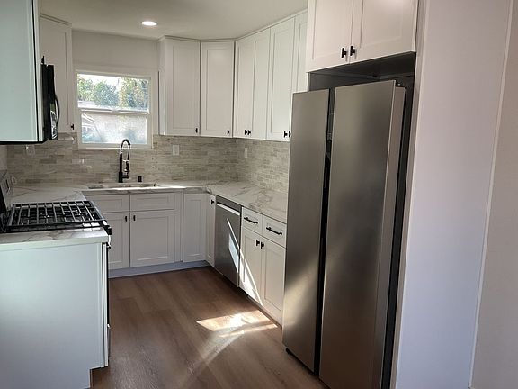 5th image of 13264 2nd St