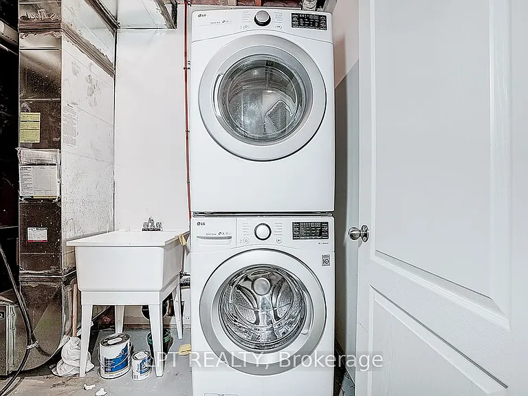 84 William Saville St — Photo 5
