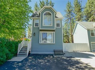 1118 W Sherwood Blvd, Big Bear City, CA 92314