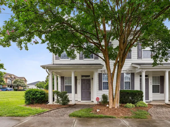 3141 Rapid Falls Rd, Cary, NC 27519