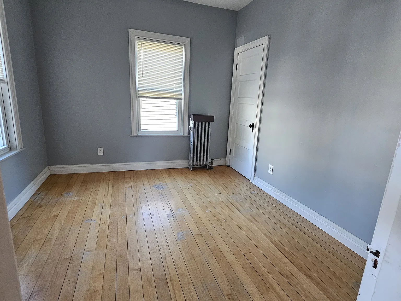 4 bed, 3650 sqft, $2,800 — Photo 3