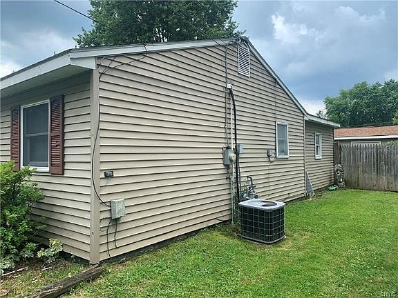 4th image of 7957 Areopagitica Ave
