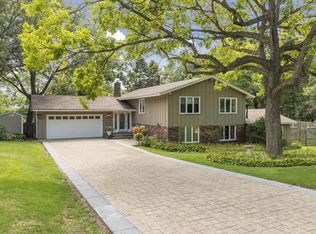 4856 Woodridge Ct, Minnetonka, MN 55345