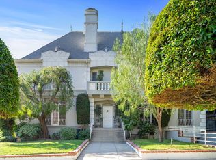 2205 N Beachwood Dr, Los Angeles, CA 90068