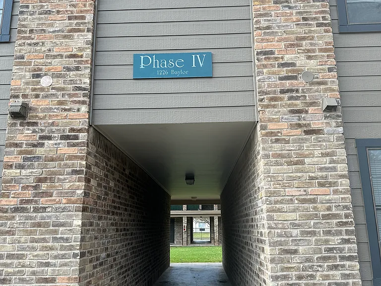 1226 Baylor Ave #101 — Photo 11
