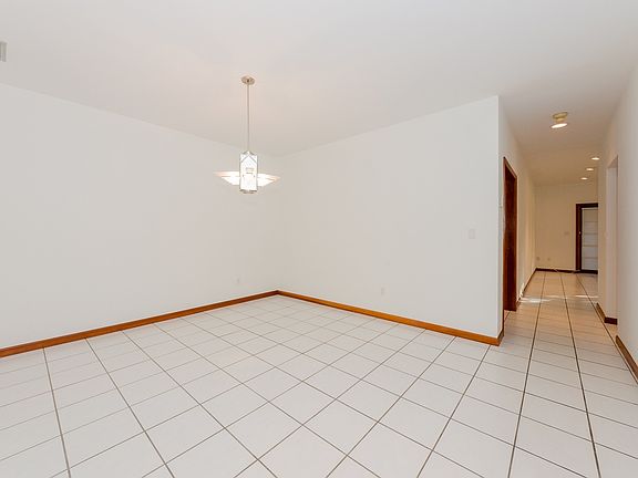 5th image of 1128 Castile Ave