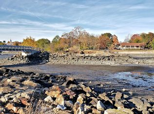 (Undisclosed Address), New Rochelle, NY 10801