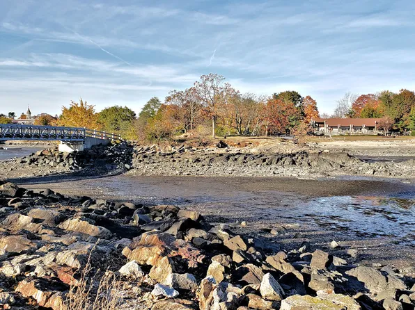 (undisclosed Address), New Rochelle, NY 10801