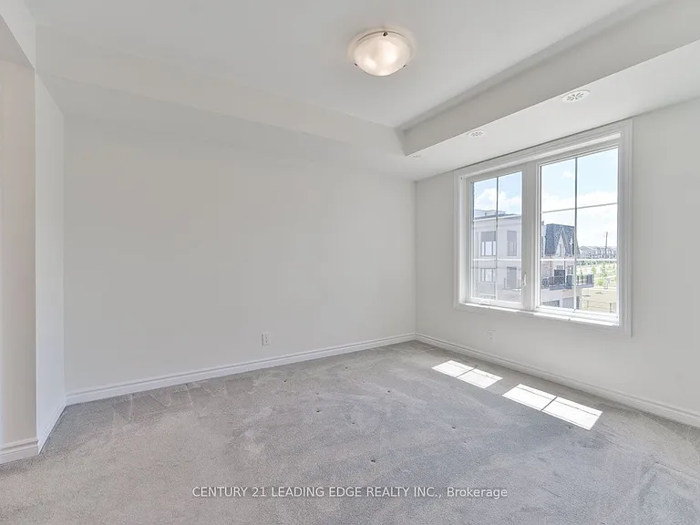 30 William Shearn Cres — Photo 20