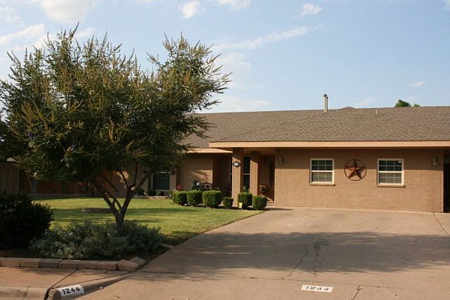 1st image of 1244 Roanoke Dr