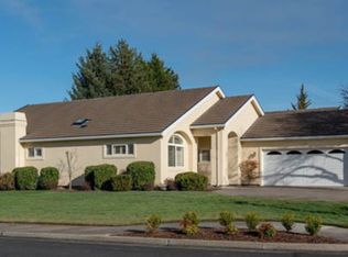 618 Cherrywood Dr, Medford, OR