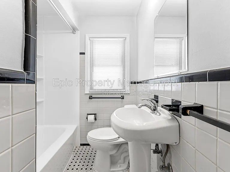 2119 Moran Ave — Photo 5