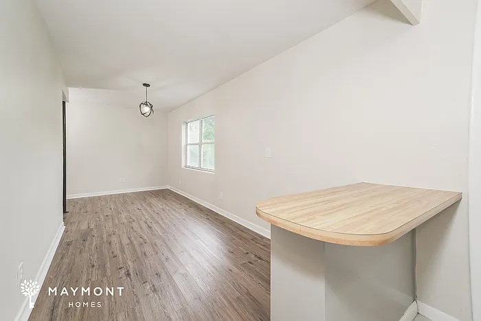 1231 Greenview Dr — Photo 7