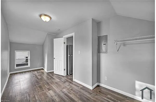 Building Photo - 3502 Walton Ave #UPPER