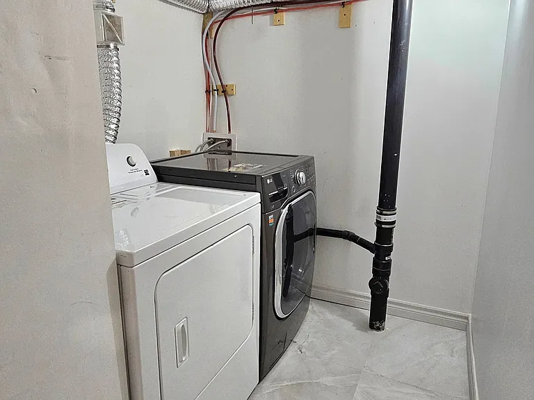 78 Dragoon Cres #BASEMENT — Photo 10