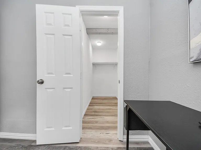 Room 6 closet