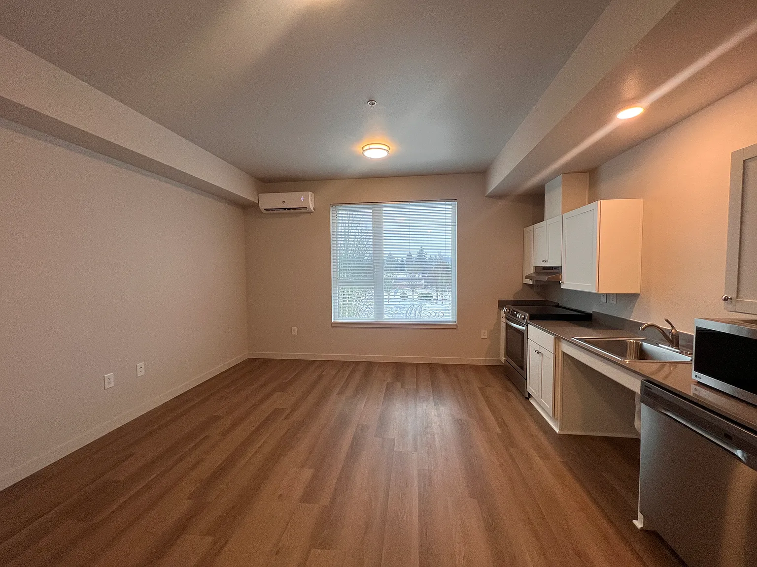 Allegro Pointe Apartments — Photo 3