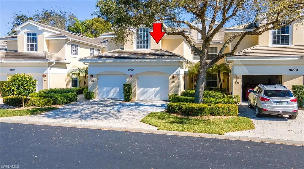 3 bed, 2.5 bath, 2396 sqft, $5,000 — Photo 3