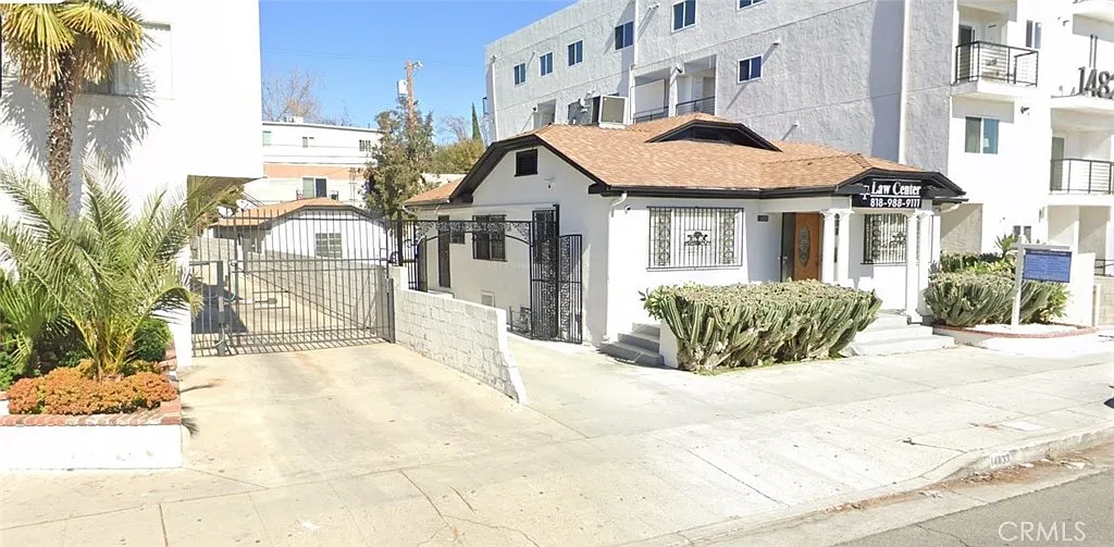 2 bed, 1100 sqft, $2,550 — Photo 2