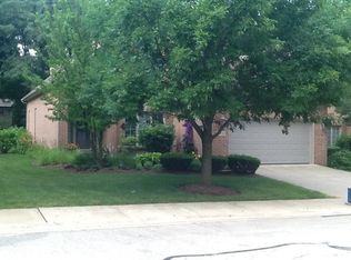 1070 Catherine Ave, Naperville, IL 60540