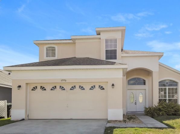 12370 Arlington Park Ln