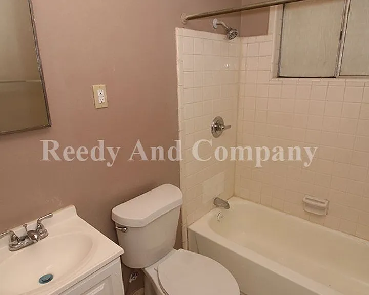 848 Biggs St — Photo 7