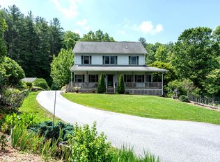 1985 White Oak Rd, Bakersville, NC 28705
