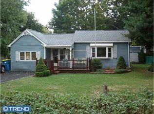 325 Garden Ave, Horsham, PA 19044