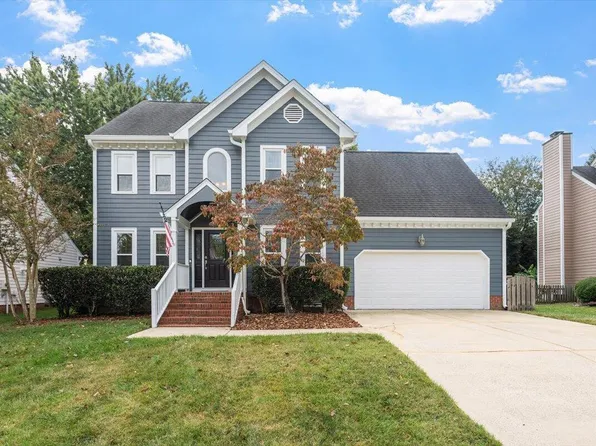 1104 Sanbour Dr, Apex, NC 27502