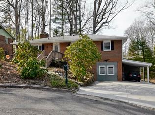 6 Barnes Rd, Asheville, NC 28803