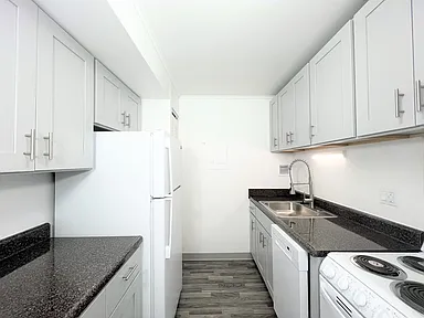 One Bedroom Tour