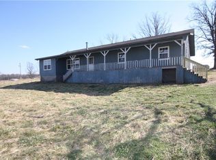 20100 Fullerton Dr, Siloam Springs, AR 72761