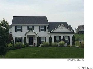8344 Preserve Pkwy, Manlius, NY 13104